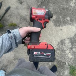Milwaukee Impact Drill 