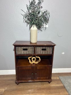 Wood Storage Cabinet with Wicker Baskets (North Peoria) (obo)
