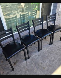 13 extra seating chairs 5 dollars each!