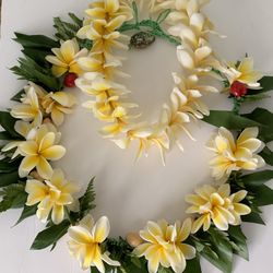 Hand Woven Tropical Leis 