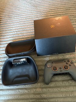 Scuf Envision Pro Gaming Controller with Case and Box