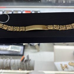 14kt ID Nugget Bracelet 31.6 Grms 