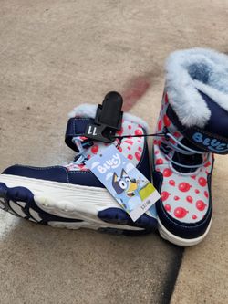 Boys toddler shoes size 9 and 11
