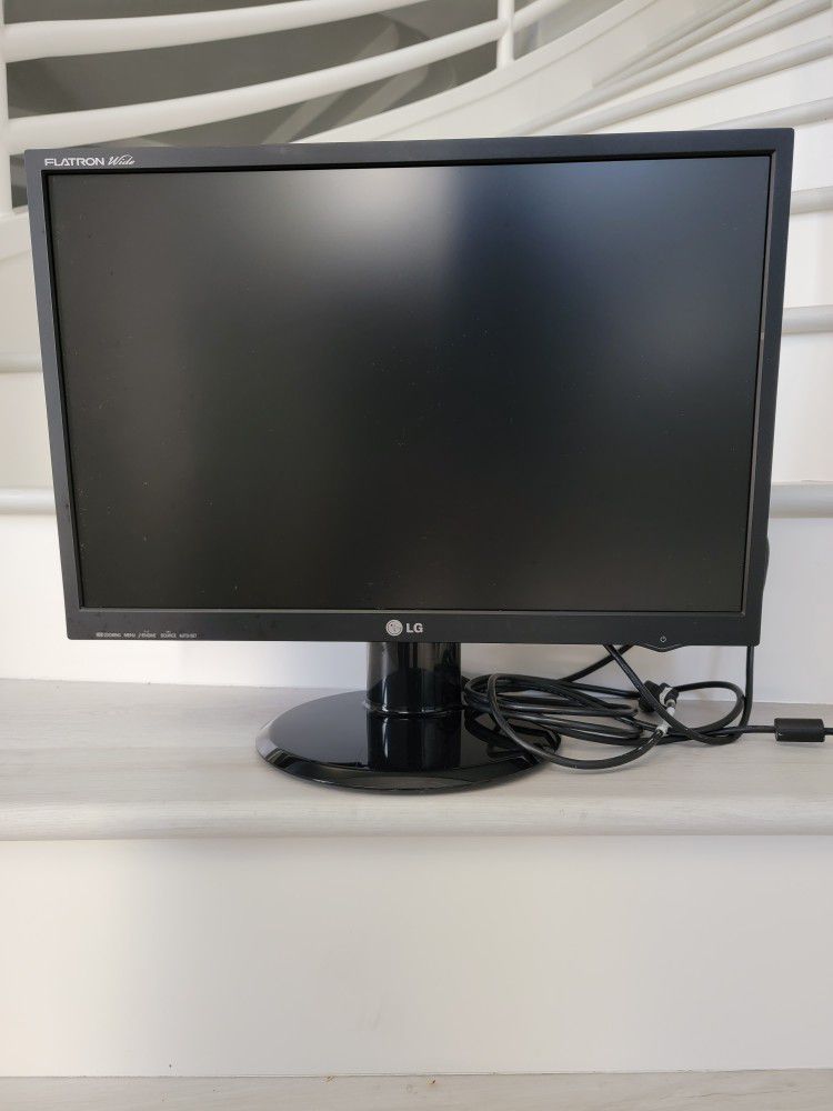 22" LG Flatron Wide Monitor