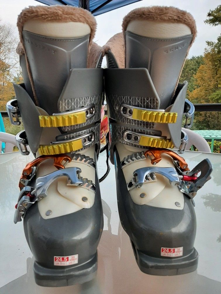 Salomon Irony Ski Boots