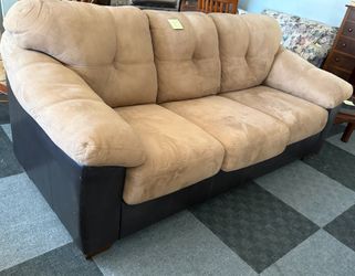 3 seat Couch