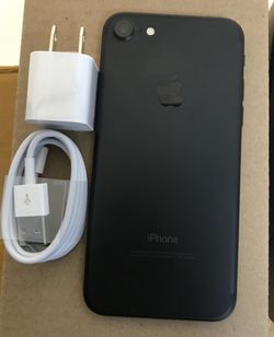 iPhone 7 128GB Factory Unlocked