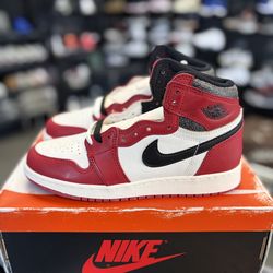 Jordan 1 “Lost & Found” size 5.5y/7w