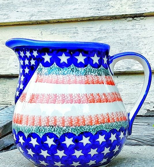 Boleslawiec Polish Art Pottery American Flag Water Pitcher Spongeware Design perfect !