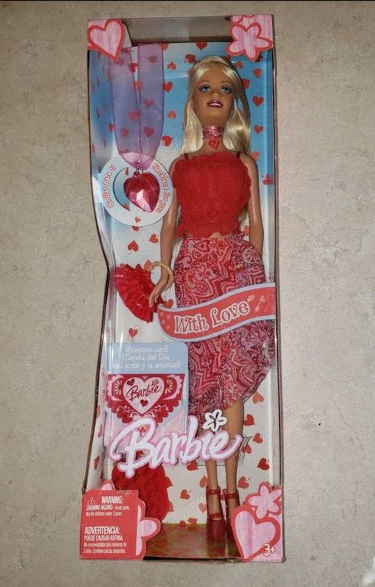 Barbie w/ Love Valentines Doll New In Box