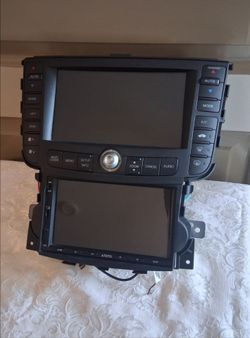 2004-2006 Acura TL OEM Navigation Radio/Display module. 39050 SEP A4 Module CTR