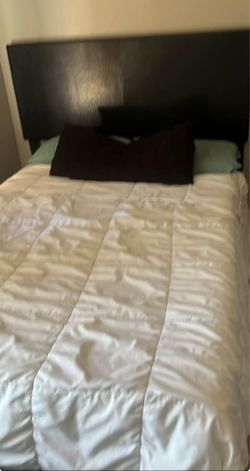 Queen bed