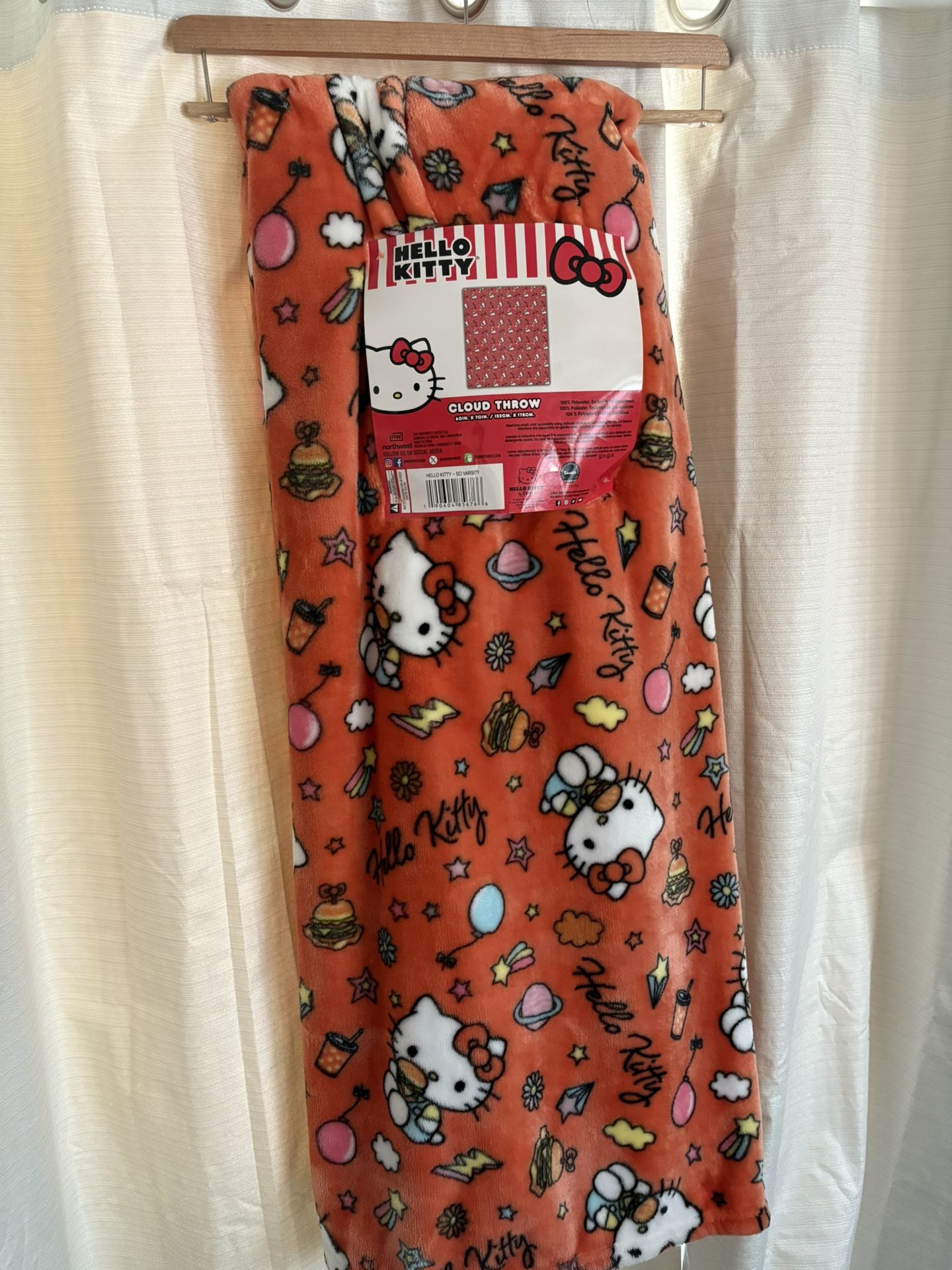 Hello Kitty Blanket