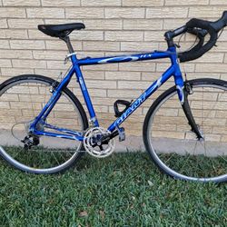 Giant TCX Gravel Bike 