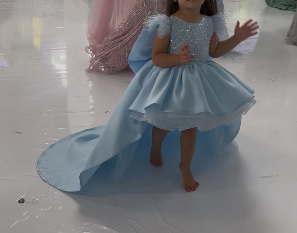 Blue dress for party's- birthdays