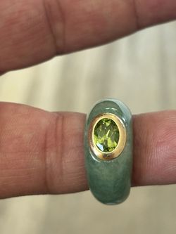 14 K Jade Ring Size 6/5