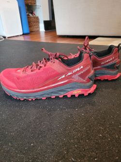 Altra Olympus 4 Trail Running Shoe