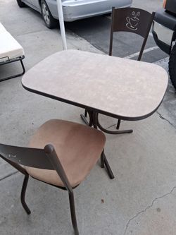 TABLE AND CHAIRS