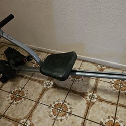 Sunny Health Rowing Machine