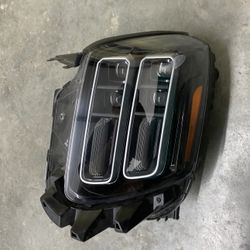 Kia Telluride Headlight 