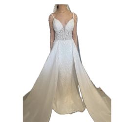 Wedding Gown Brand new never worn 