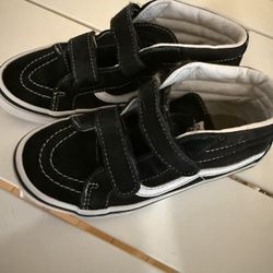 Boys Vans Size 2.5  Kids Shoes 
