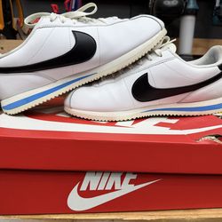 Nike Cortez sz 10