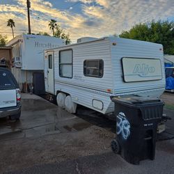 98 Ajo 17ft Trailer