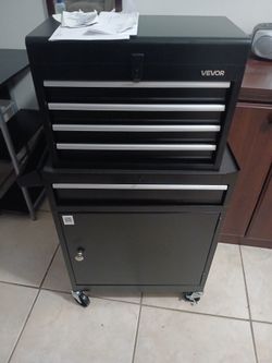 Tool Chest Brand New Has Dent**