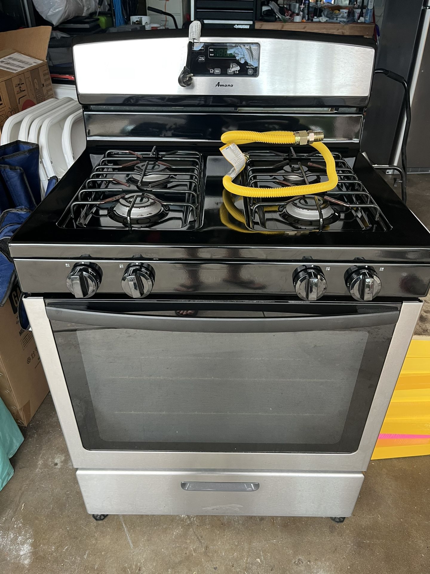 Amana Gas Range