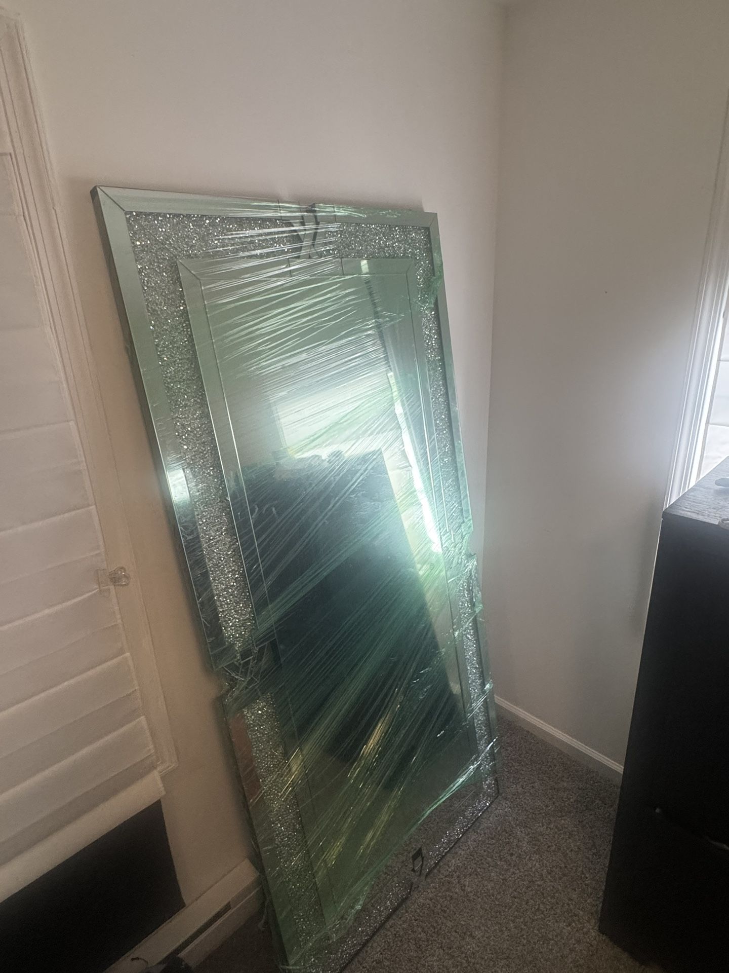 Like New Mirror