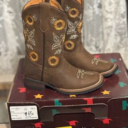 Girls Boots