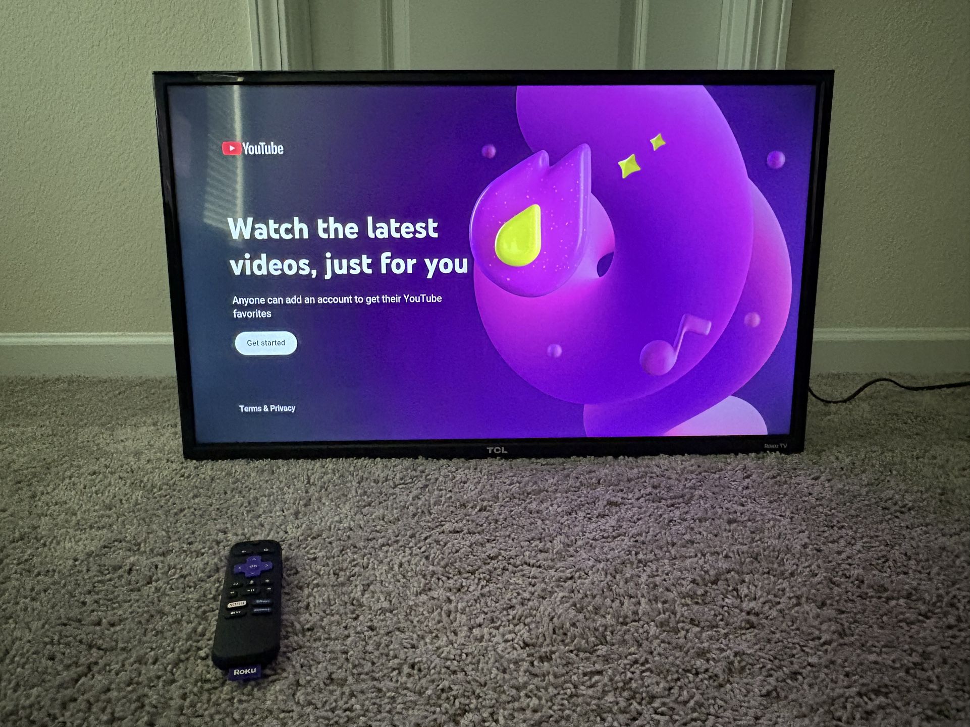 TCL 32” Roku T.V. w/Remote