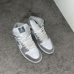 JORDAN 1’s Size 11 (AUTHENTIC) 
