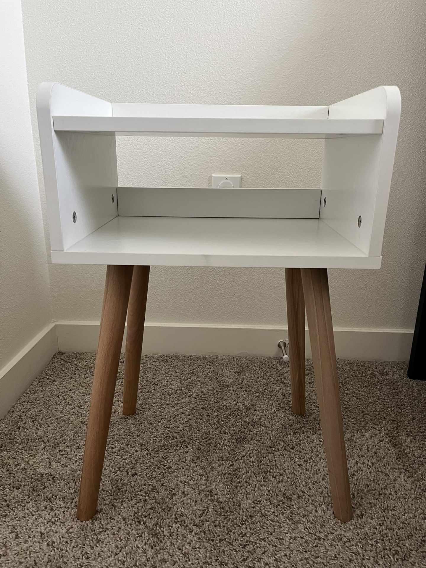 IBUYKE Mid-Century Modern Nightstand – Great Condition