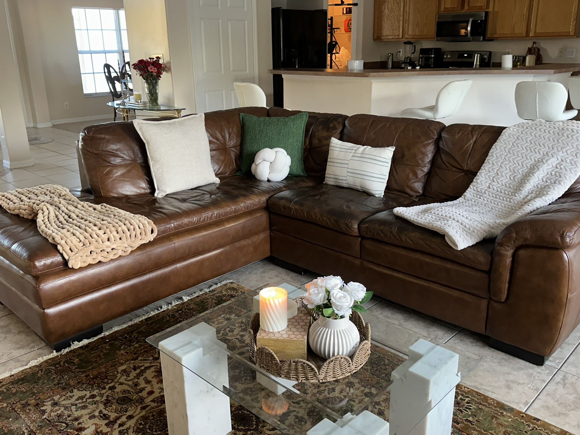 CITY FURNITURE TOP QUALITY LEATHER SECTIONAL FREE DELIVERY✅✅