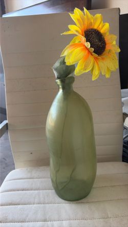 Glass vase
