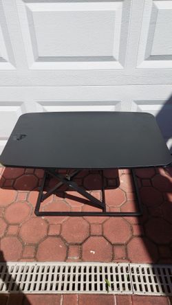 Ohuhu Sit-Stand Desk Converter - 31.5" Adjustable Standing Desk Riser