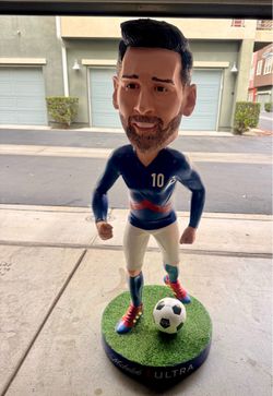 4ft Messi bobblehead