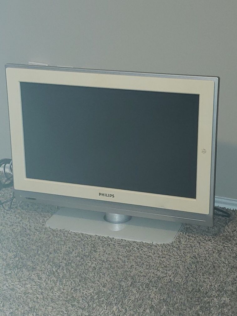$40 26 inch TV