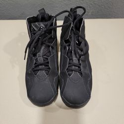 Girls Jordan Flights Size 5Y