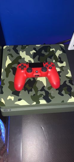 Call of duty world war 2 ps4 1 TB and a PS4 Headset