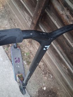 Stunt scooter