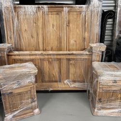 💕Queen Rustic Tall Bed Honey And 2 Night Stands, Rustic Beds, Rustic