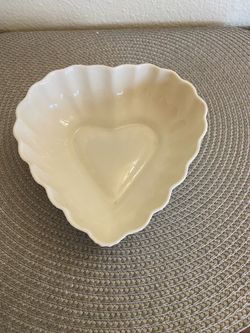 Belleek Heart-Shaped Bowl Candy Trinket Dish