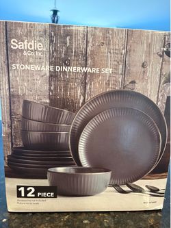 Brand new dish/bowl set