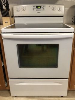 Amana White Ceramic Range