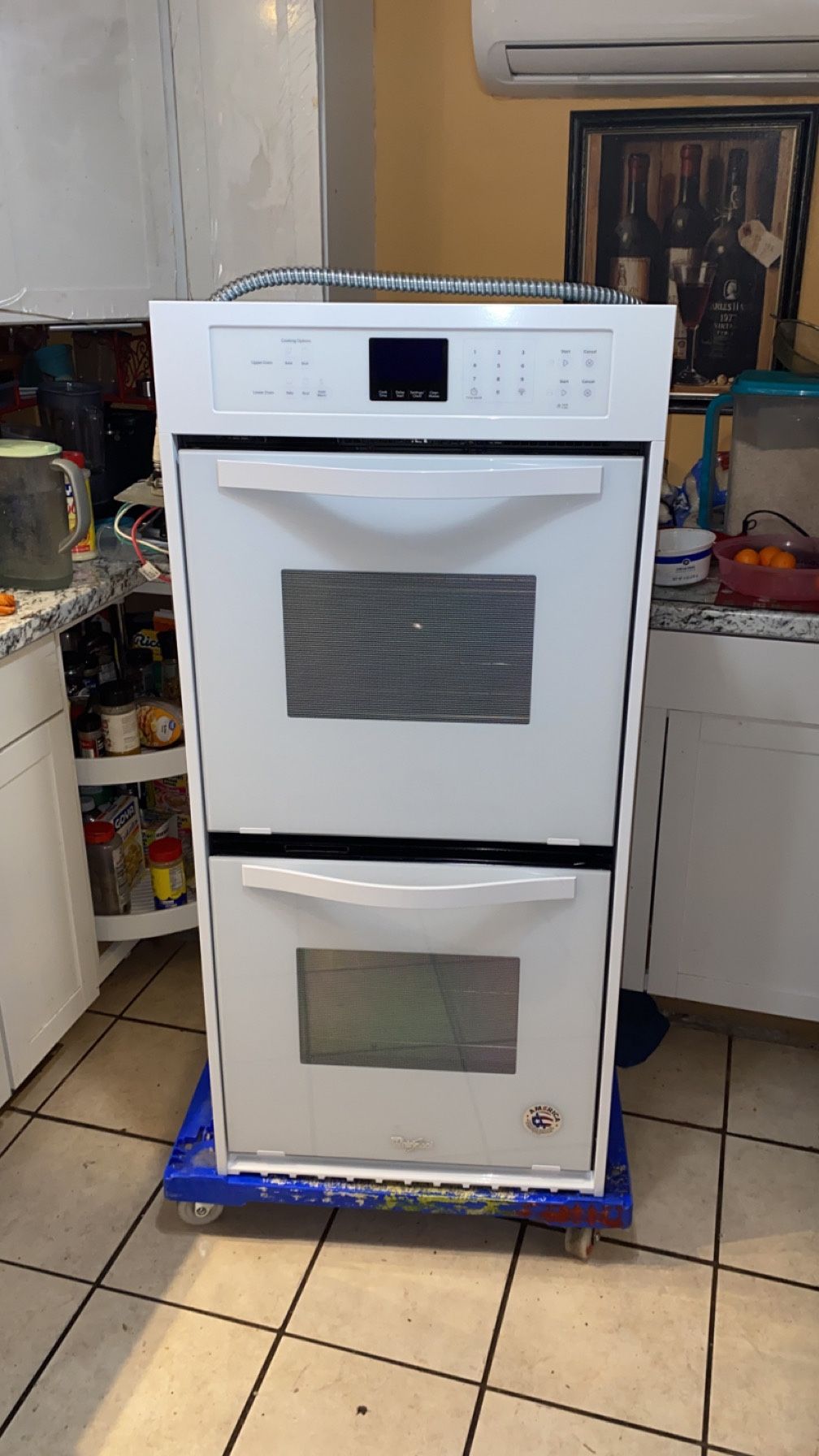 Whirlpool Double Oven (LIKE NEW!!)