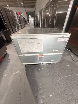 Sub Zero 36”Inch UnderCounter Panel Ready Used Like New