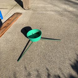 Tripod X-mas Tree Stand